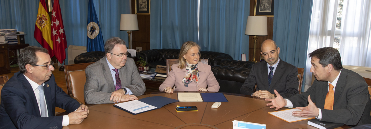 Firma_Convenio_FENIN